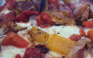 Pizza Al Taglio Da Guerrino food