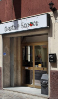 Gusto Sapore inside