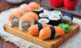 Misushi Cinese Giapponese food