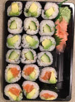 Tanoshii Sushi food