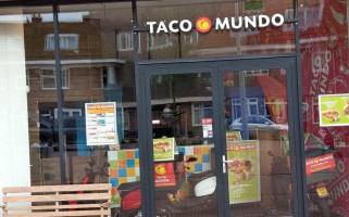 Taco Mundo Amsterdam-noord outside