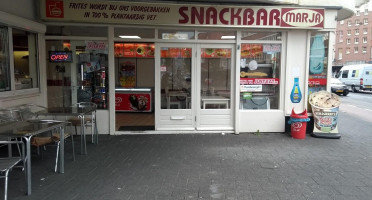 Snackbar Marja inside