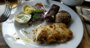 Café Steakhouse Bowling Pruim Appelscha food