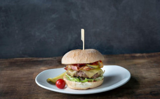 Ellis Gourmet Burger Breda B.v. Breda food