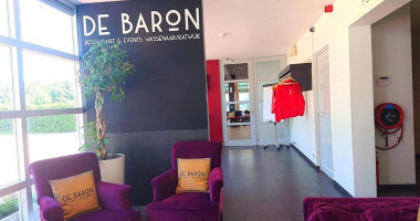 De Baron inside