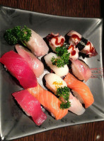 Yukosushi food