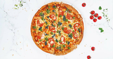 Domino's Pizza Beuningen food