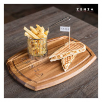 Zenza Lounge Breda food