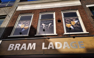 Bram Ladage Dordrecht inside