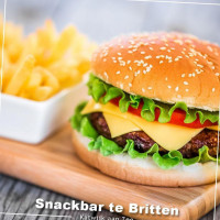 Snackbar-pizzeria Te Britten food