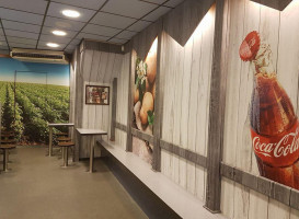 Cafetaria Restoquick Eindhoven inside