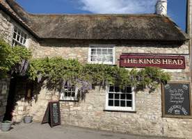 The Kings Head outside