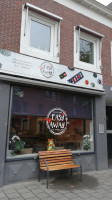 Easy Away Sushi Afhaalpunt outside