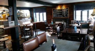 The Greyhound Freehouse food