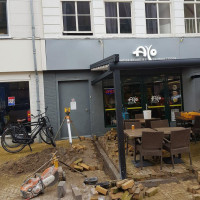 Ayo Surinaamse Broodjes En Maaltijden inside