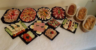 Breeja Catering food