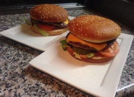 De Burger Hamburgers Meer food