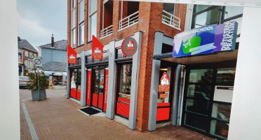 Chicken Express Iv De Buitenhaven Oldenzaal food