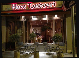 Hove Tandoori inside