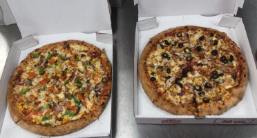 Papa John's Pizza food