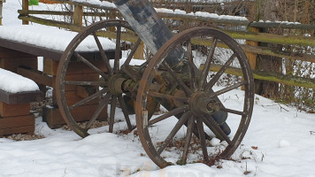 Pyšelka outside