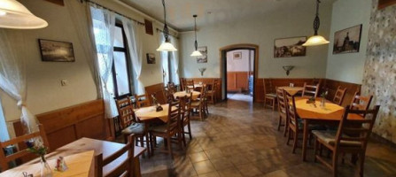 Restaurace U Slovana food