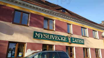 Myslivecké Zátiší outside