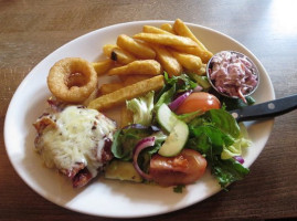 Tap And Railway Pub food