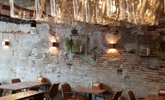 Vandalen Gastrobar inside