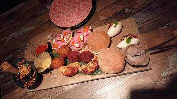 Vandalen Gastrobar food