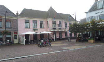 Slothotel Igesz Schagen outside