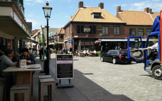 De Friterie inside