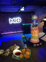 Mio Cocktail En Lounge food