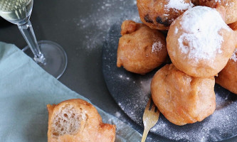 Pluqr Glutenvrij Vegan Oliebollen food