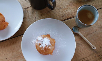 Pluqr Glutenvrij Vegan Oliebollen food