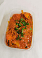 Tinley Tandoori food