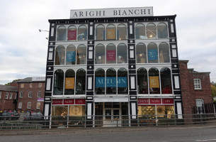 Cafe Arighi At Arighi Bianchi outside