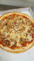 Pizza Aro food