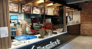 Domino's Pizza Zevenaar inside