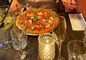 De Pizzabakkers Dagelijkse Groenmarkt Den Haag food