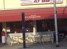 Shoarma-grillroom Aly Baba V.o.f. Tilburg inside