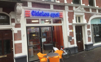 Chicken Spot Herengracht outside