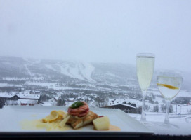 Skigeilo food