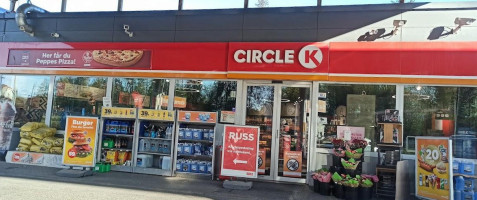 Circle K Asker outside