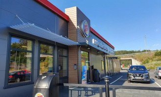 Burger King outside