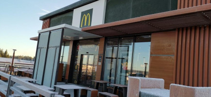 Mcdonald's Elverum outside