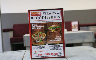 Wraps En Broodjeshuis inside