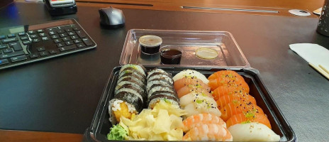 No. 1 Sushi food