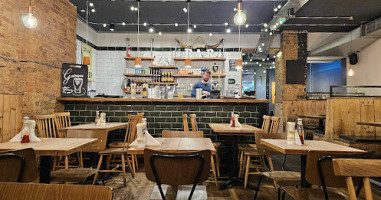 Strada Chiswick food