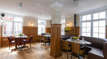 The Footman - Mayfair food